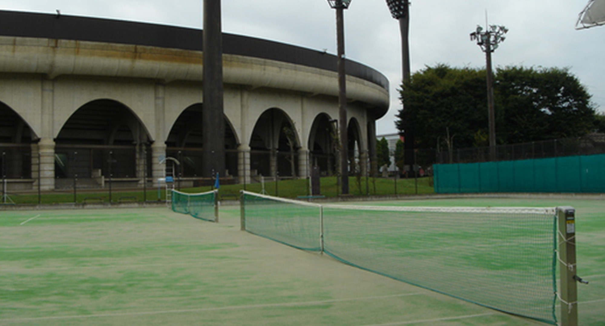 清原庭球場